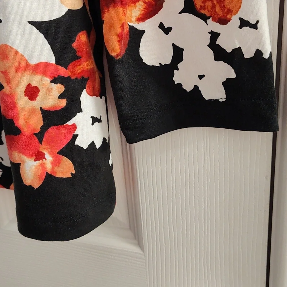 LuLaRoe Long Sleeve Top Size Medium Black With Red Orange White Floral Design - Picture 5 of 8
